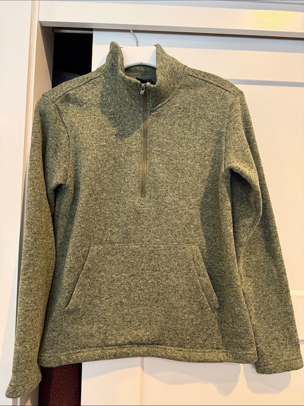 Eddie Bauer heathered green sweater SZ M Active outdoors
